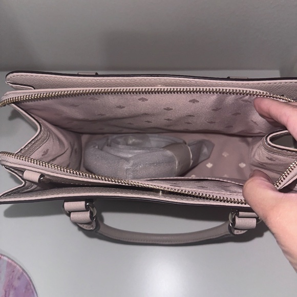LIKE NEW Kate Spade Mulberry Street Lise Satchel - Warm Beige (#102) - Picture 3 of 9